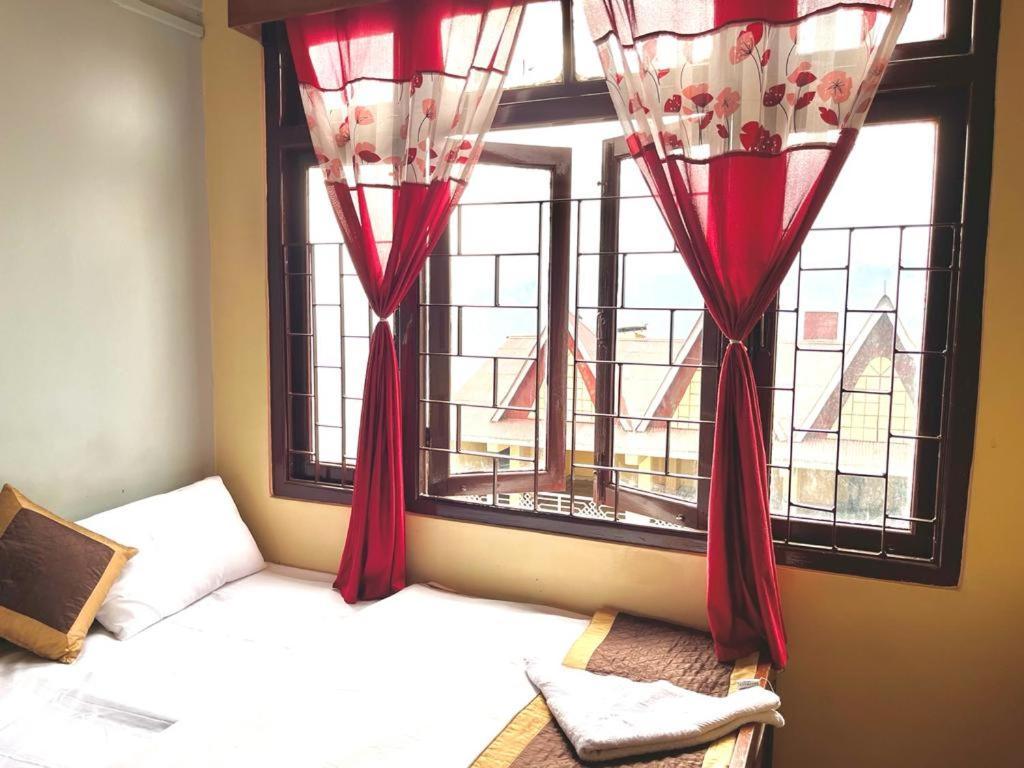 Hotel Red Rose Gangtok Exterior photo