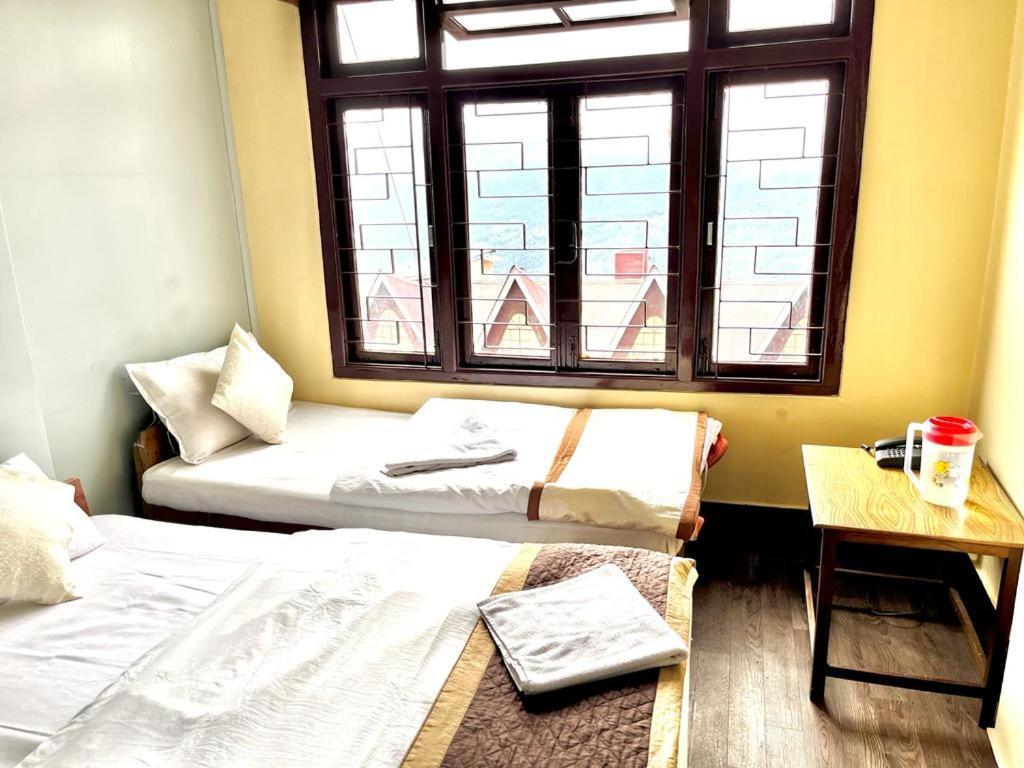 Hotel Red Rose Gangtok Exterior photo